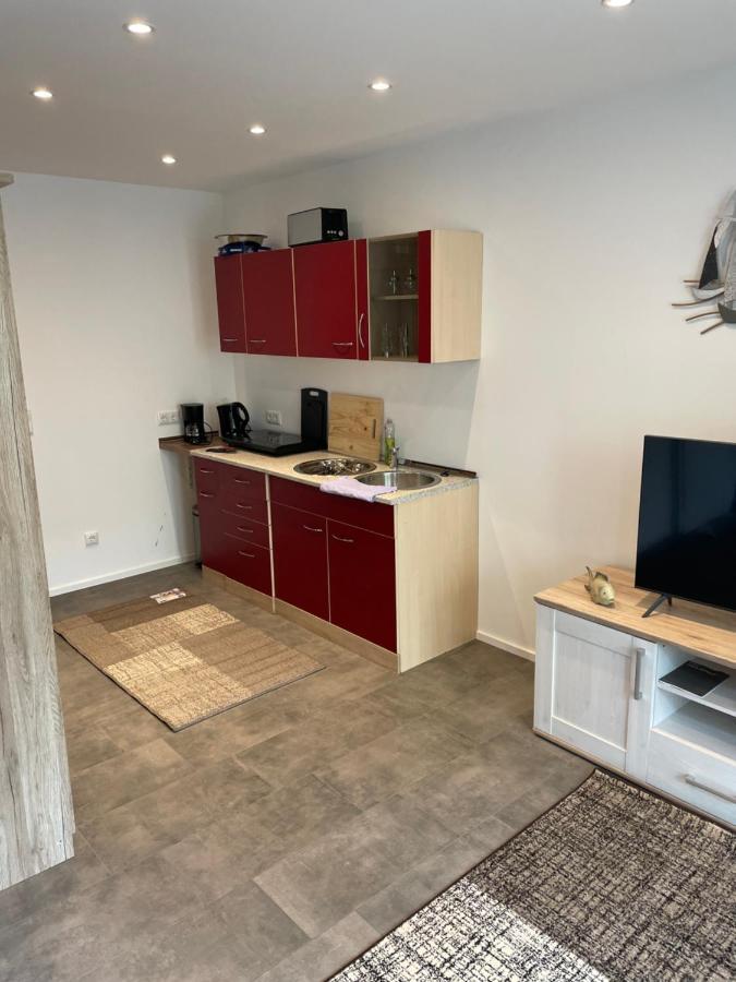 Ferienwohnung Nora Mit Blick Auf Den Ribnitzer See Екстер'єр фото